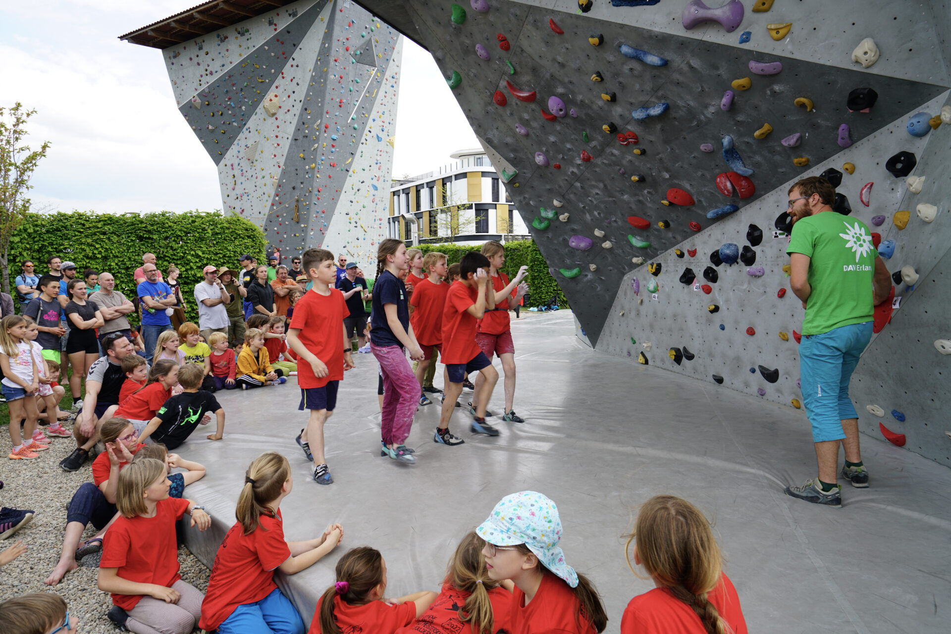 DAV Erlangen | Boulderzentrum | Stadtmeisterschaften 2022 | Foto: H. Bezold DAV Erlangen | Boulderzentrum | Stadtmeisterschaften 2022 | Foto: H. Bezold