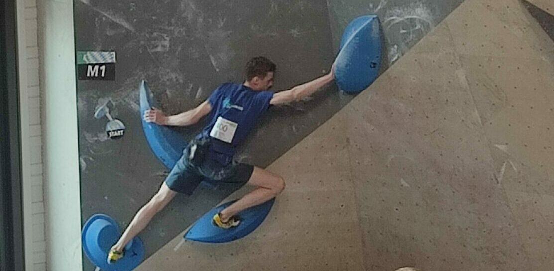 DAV Erlangen | Wettkampfklettern | BM Bouldern Memmingen 2022 | Kurt Hammer | Foto: Florian König DAV Erlangen | Wettkampfklettern | BM Bouldern Memmingen 2022 | Kurt Hammer | Foto: Florian König