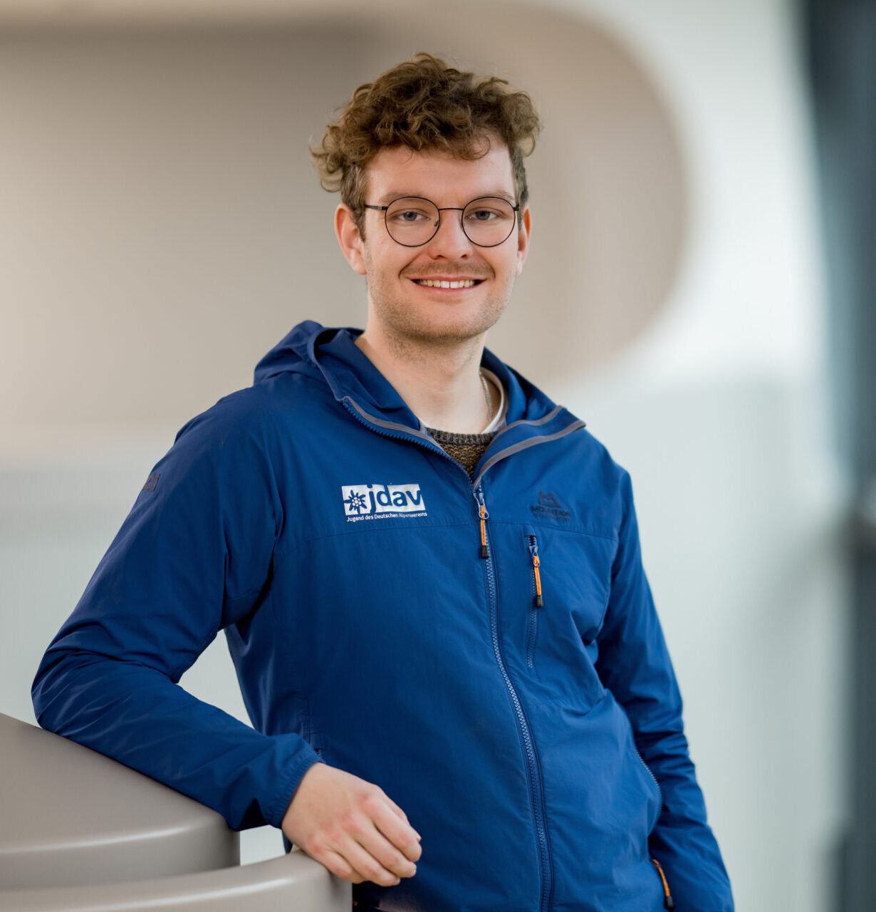Simon Langebrake ist Jugendleiter beim DAV Erlangen und aktuell kommissarischer Bundesjugendleiter in der Bundes-DAV-Jugend. Foto: JDAV/Tobias Hase